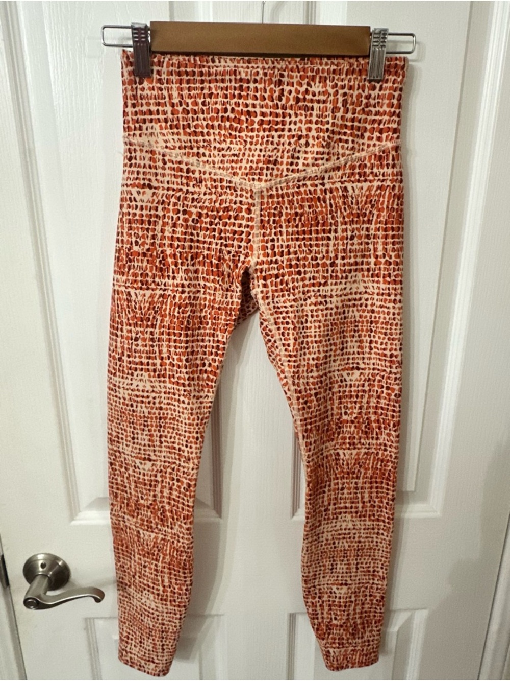 L*SPACE Women's High Rise Active Printed Hot to Trot Legging, Small